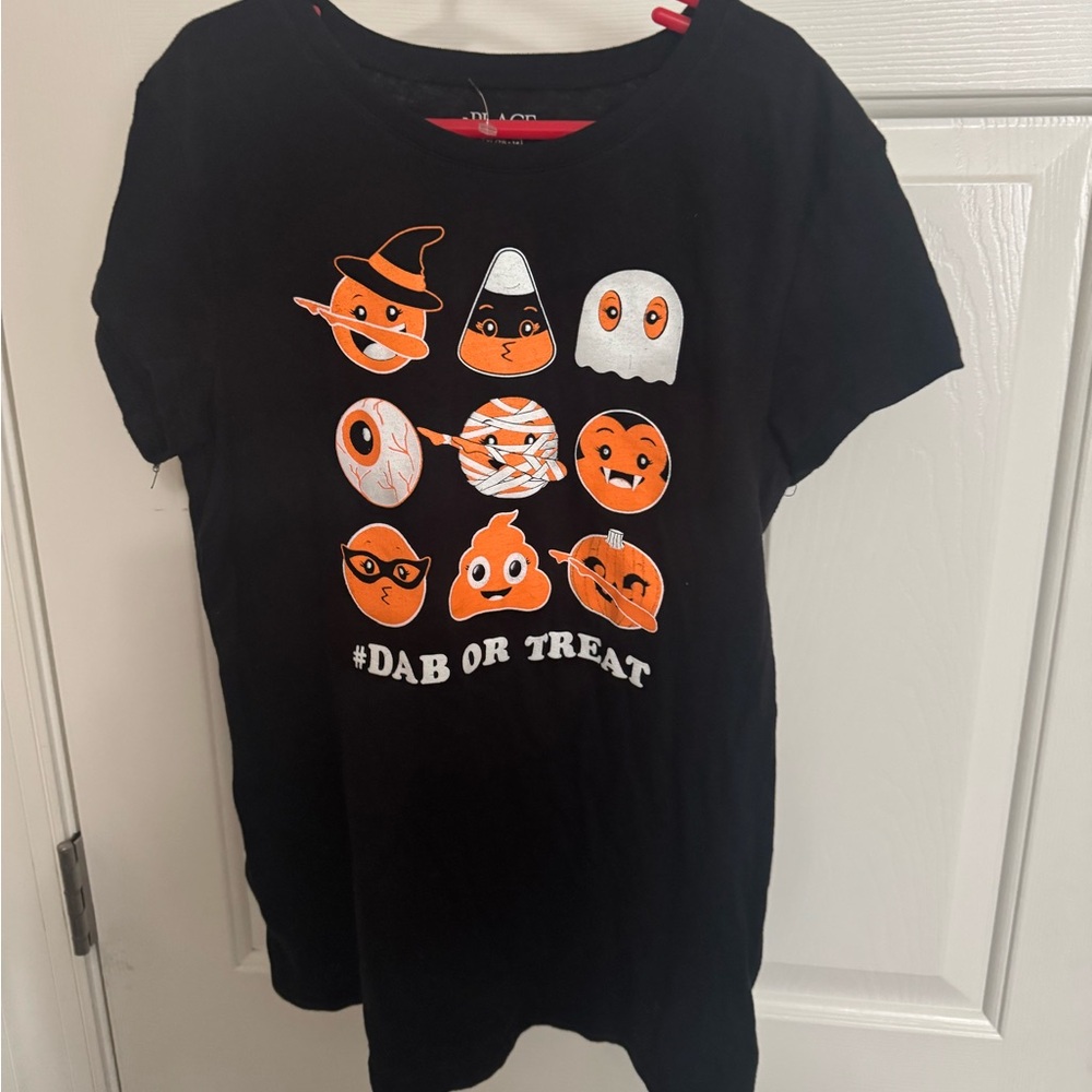 Place Black Graphic Tee